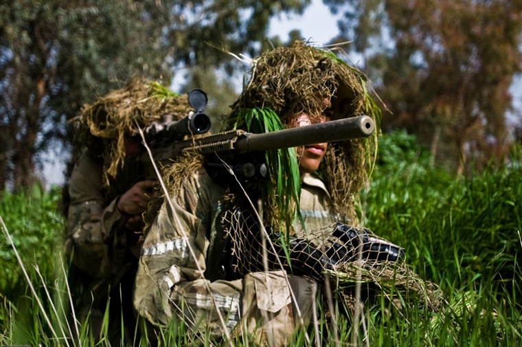 US Army - sniper with optical sight
