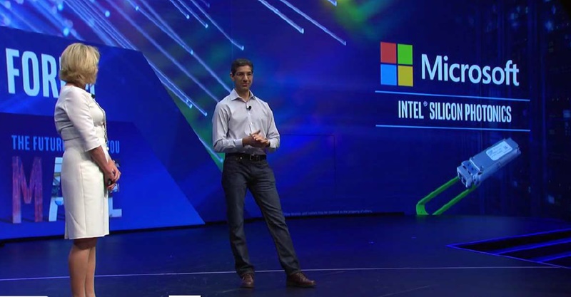 Key customer: Intel signs up Microsoft