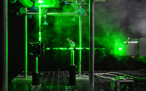 Set up: Coupling agent triazolinediones (TADs) is exposed to green laser light. 