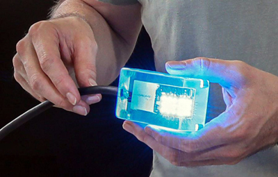 The LUMA underwater optical modem communicates using blue light.