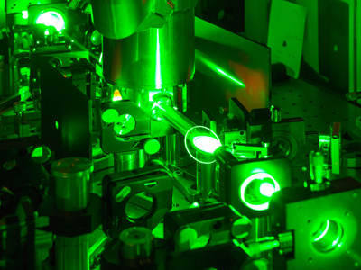 TUV's femtosecond laser amplifier.