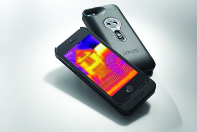 iPhone snap-on: the FLIR ONE accessory