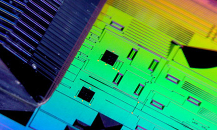 Silicon photonics builds on attributes of CMOS fabs to yield sophisticated photonic ICs. 