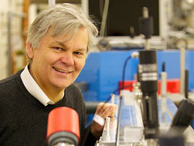 Professor Dino Jaroszynski, of Strathclyde’s Department of Physics.