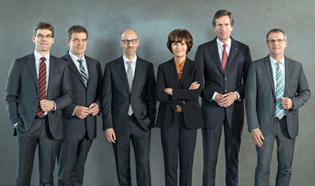 Trumpf cards: The company's managing board led by Dr. phil. Nicola Leibinger-Kammüller.