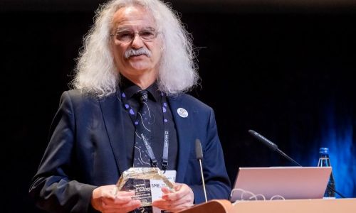Dan Curticapean of&nbsp;Offenburg University, Germany: Winner of the 2025 SPIE Mar&iacute;a J. Yzuel Educator Award. Photo: Philippe Stirnweiss.