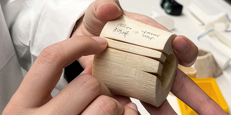 Until now, surgical lasers could only cut bone very superficially. By changing the energy distribution in the laser beam, researchers are now able to achieve significantly deeper cuts than before, shown here on a bovine bone. Credit: University of Basel, Catherine Weyer.