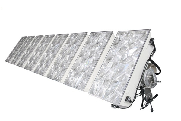 	Soiant's new CPV system features a concentration ratio of 1000x. Most CPV systems are designed for 500x concentration, but increasing the degree of focusing means that the overall cost of each Watt of electricity generated is reduced. The Californian company is challenging the theory that CPV is only viable for utility applications by targeting rooftop installations. Credit: Soliant.
