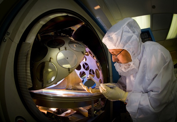 As the CPV market starts to come of age, Spectrolab is scaling up its production of multi-junction concentrator cells. Tweaks to wafer processing steps have delivered the efficiency improvements seen in the latest 