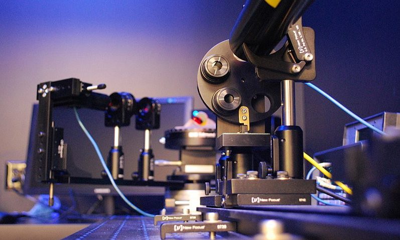 Precision Optics manufactures advanced optical instruments for the medical device and defense industries. Image: Precision Optics .