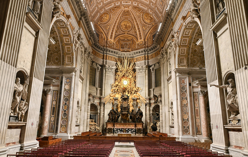 Guiding light: Following nearly 18 months of planning and the installation of a new LED lighting system, St. Peter's Basilica in the Vatican, Rome, now shines in brilliant light. The entire lighting concept for the project was tailor-made by Osram to highlight all the treasures of the world's most important and historic basilica. Image: Archivio Fotografico Fabbrica di San Pietro.
