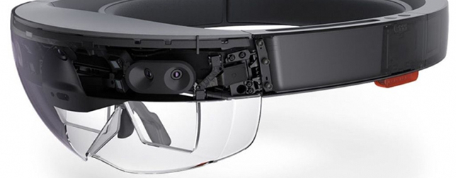 Hololens2 has a smaller, lighter design and various technical enhancements. Image: Microsoft.