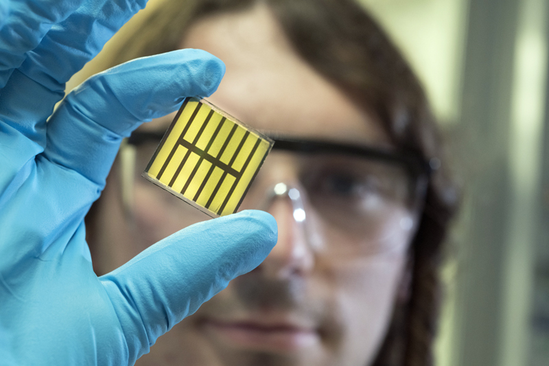The Capitano project is developing new combined CIGS-perovskite solar modules to boost efficiency. Photo: Markus Breig, KIT.