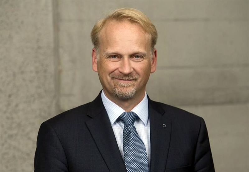 Berthold Schmidt, Managing Director R&D in Trumpf's Laser Technology division: 