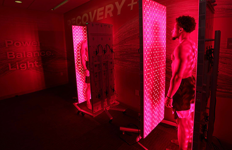 The red and red: 49ers linebacker Fred Warner and cornerback K'Waun Williams using the new Joovv red-light therapy room. The 49ers is said to be the first professional sports franchise to build a dedicated light therapy recovery space on site. Image: Joovv.