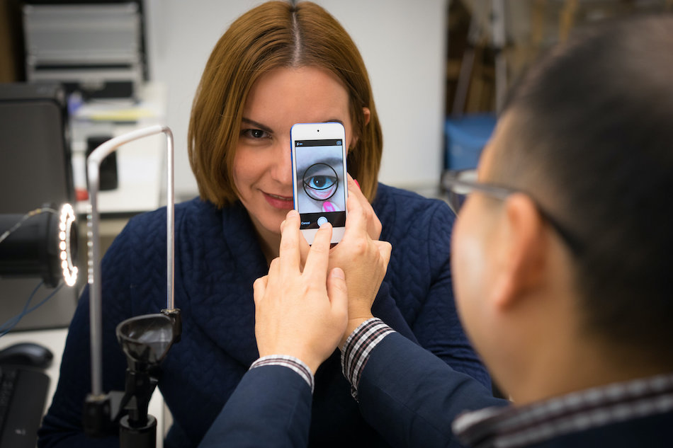 Smartphone images can be analyzed to determine the hemoglobin levels. Credit: Purdue University. 