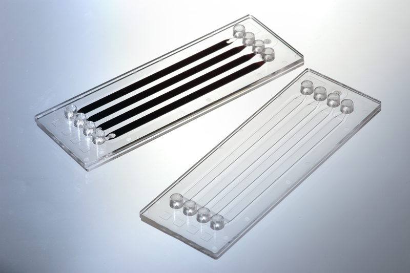 With the developed joining process, in which a thulium fiber laser is used, high-precision welding of microfluidic components can be achieved. &copy; Fraunhofer ILT, Aachen, Germany.