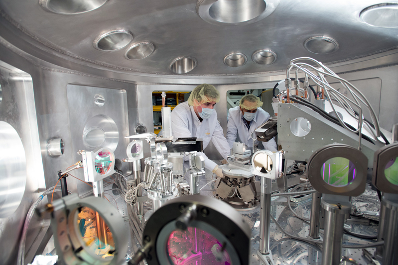 The Matter in Extreme Conditions instrument at SLAC serves hundreds of scientists from across the community, providing the tools necessary to investigate extremely hot, dense matter similar to that found in the centers of stars and giant planets. (Matt Beardsley/SLAC National Accelerator Laboratory).