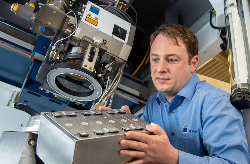 Laser solutions from Trumpf for Li-battery manufacturing enable a more efficient production in various process steps. 