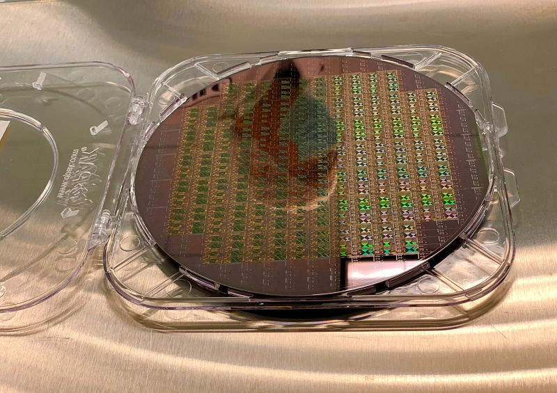 Based on silicon photonics fabricated on an 8-inch wafer platform, SiLC's approach integrates lasers, optical circuitry, and detectors onto a single chip. Photo: SiLC Technologies.