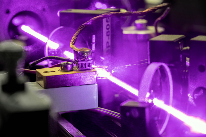 New methods for quantum-based imaging make it possible to use different wavelengths for exposing a sample and reading it out at the sensor. In this way, radiation exposure can be reduced. &copy; Fraunhofer IOF.
