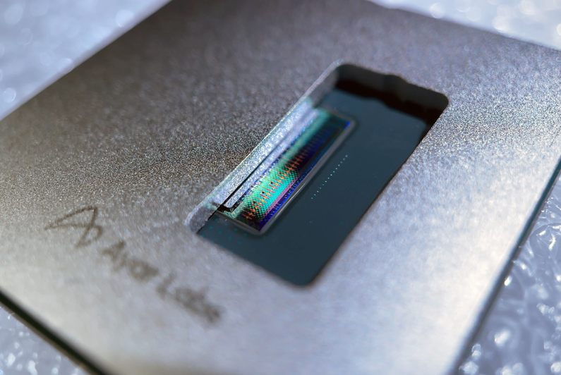 Ayar Labs demonstrates industry's first terabit optical link for co-packaged optics and chip-to-chip connectivity.