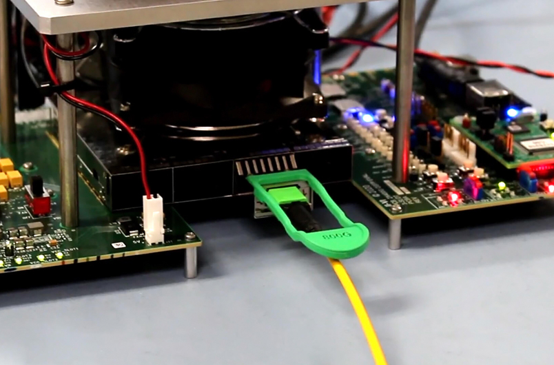 II-VI is demonstrating 400/800G transceivers for next-gen 25.6T & 51.2T datacenter switches.
