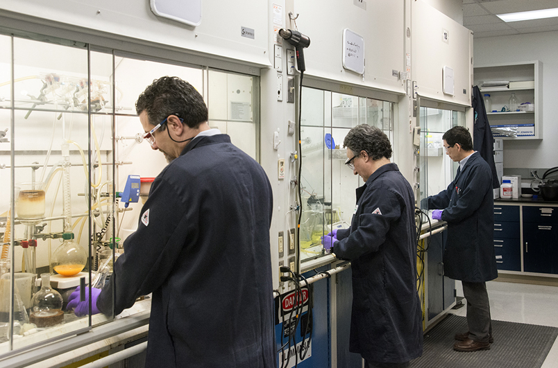 Universal Display chemists developing new OLED materials in the lab. Image: UDS.