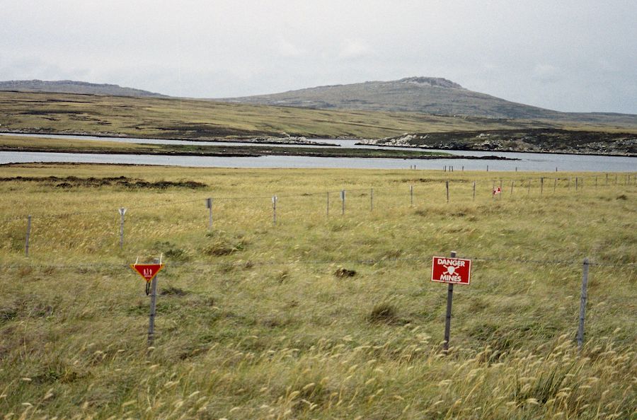 Spectroscopic techniques to detect buried landmines must deal with interference from the environment. Credit: Wikipedia Commons image.