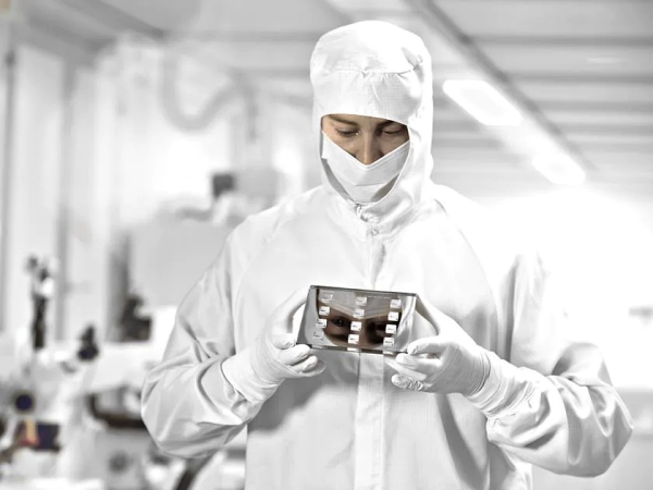 Having outlined its plans to expand its micro-optics business earlier this year, Jenoptik now says it will invest &euro;70 million at a new facility in Dresden that will double production capacity by 2025. The expansion will also create 60 new high-tech jobs in the area known as 'Silicon Saxony'. Photo: Jenoptik.