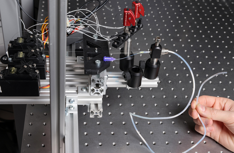 First example: soft catheter-like structures at scalability. Photo: EPFL.