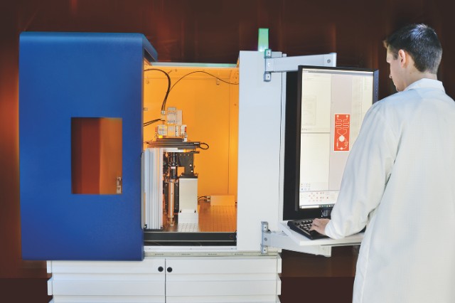 Laboratory plant for testing the combination process. &copy; Fraunhofer ILT.