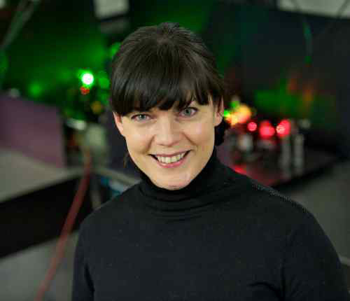 Dr. Jennifer Hastie: new head of Strathclyde's Institute of Photonics.