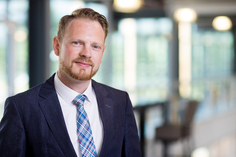 QuiX CEO Stefan Hengesbach, appointed just a month ago, has a strong background in the photonics sector. He previously served as managing director of the quantum startup Q.ANT in Stuttgart, Germany, and highlights that QuiX is one of only a handful of companies in the hyped-up quantum sector to have generated meaningful revenues from hardware sales. Photo: QuiX Quantum.