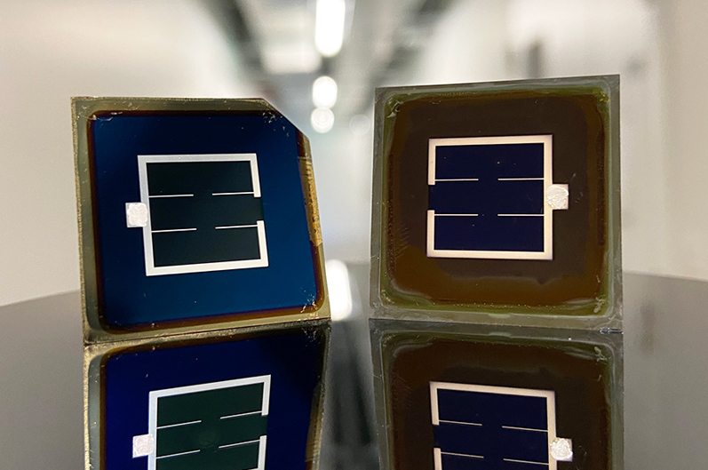 Record breakers: the new EPFL-CSEM perovskite-tandem cells. Credit: C. Wolff (EPFL).