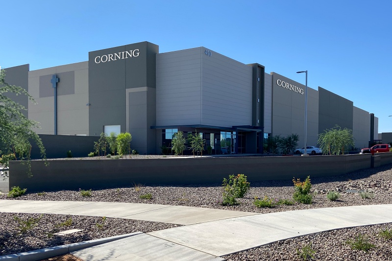 The new Corning facility, being built in the Greater Phoenix region, is intended to help the firm meet burgeoning demand for fiber-optic cables, as AT&T and others look to add capacity. The site is expected to employ 250 people and begin operations in 2024. Image: Corning.