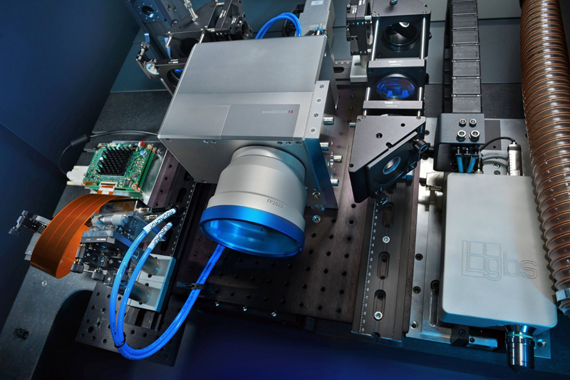 In the Joint Application Lab of Hamamatsu and Fraunhofer ILT, manufacturing processes can be investigated using a scanner-based process head with an integrated high-power SLM. &copy; Fraunhofer ILT, Aachen, Germany.
