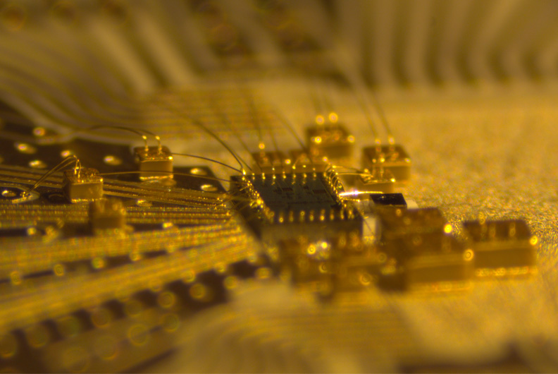 Side view of burst mode receiver. Image courtesy of Imec, Ghent, and Nokia Bell Labs.