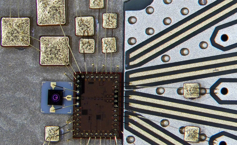 Top view of the burst mode receiver, wire bonded with a photodiode onto a PCB. Image courtesy of Imec, Ghent, and Nokia Bell Labs.