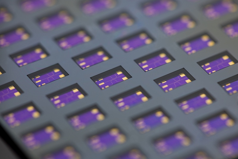 Among the many different PIC solutions developed by LioniX is this wafer featuring ultra-compact red-green-blue light engines for AR/VR headsets. Photo: LioniX International.