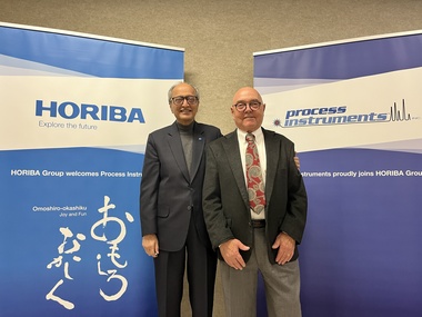Horiba CEO Jai Hakhu (left) with Process Instruments founder and president, Lee Smith. Photo: Horiba.