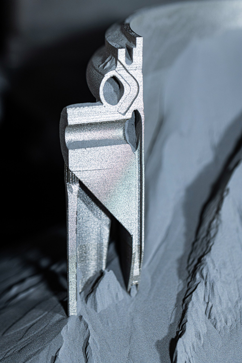 Temperature resistance is a key requirement for large components. Resistant materials must also be suitable for the additive manufacturing of combustion chambers (component in the picture developed with TU Dresden and ESA). &copy; Christoph Wilsnack/Fraunhofer IWS.