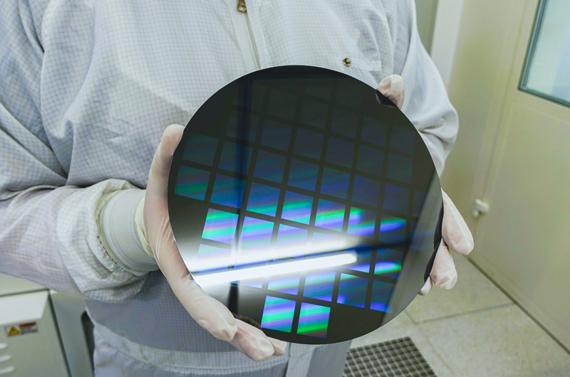 Nanoimprint master: high precision for mass-production of meta-optics devices, showcasing intricate design and unprecedented fabrication prowess. Photo courtesy of Silicon Austria Labs.
