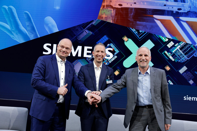 Dr. Olaf Munkelt, MVTec, Rainer Brehm, Siemens, and Dr. Dietmar Ley, Basler, announced the partnerships at SPS trade show, in Nuremberg, Germany. Image: Siemens.