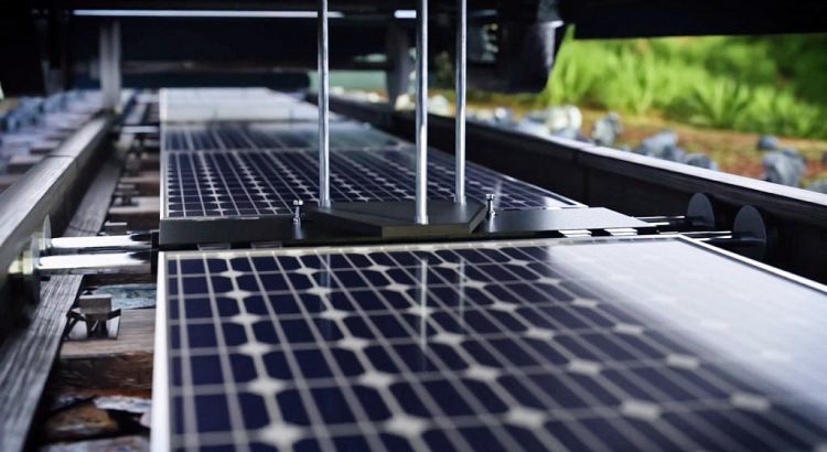 Pistons clamp the solar panels to the railway track. Image courtesy of Sun-Ways.