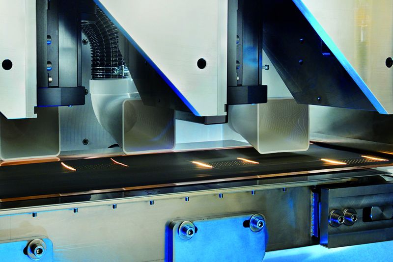 High throughput: When creating the hole structures, the ultrashort pulse laser works with four scanner modules, each equipped with six beamlets. &copy; Fraunhofer ILT, Germany.