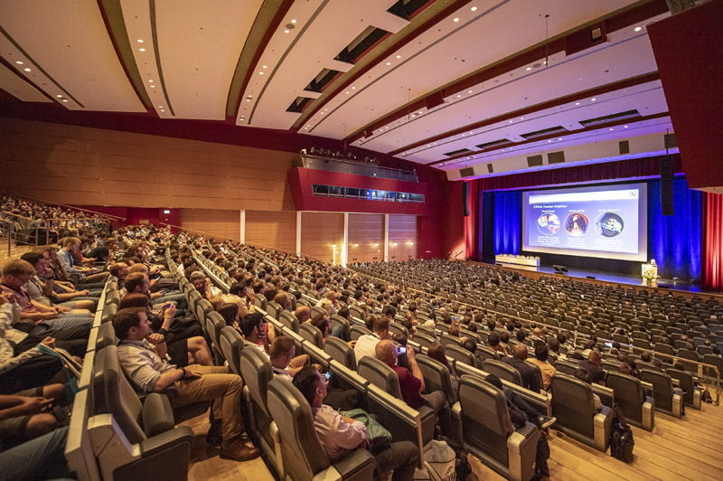 Five conferences with more than 3,600 scientific or application-oriented lectures and poster sessions cover all aspects of the photonics research. Photo: LASER World of Photonics.