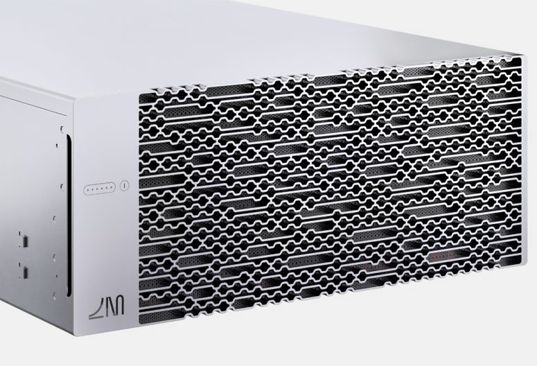 Lightmatter's Envise 4-U Server Blade. Photo: Lightmatter.