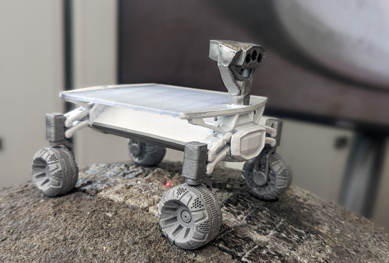For additive manufacturing with lunar dust for the construction of, for example, traffic routes directly on the Moon, LZH is developing a laser as well as the associated customized processes. Photo: LZH.