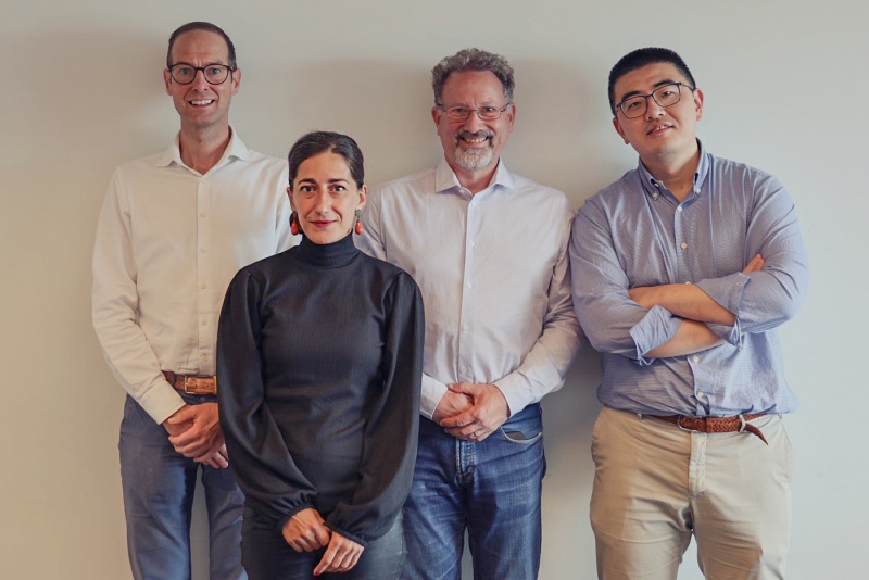 Thanks to the seed funding from Hamamatsu and others, the Axithra team led by CEO Leander Van Neste will be able to carry out two years of R&D work on its chip-based Raman technology for therapeutic drug monitoring. Photo: imec/Axithra.